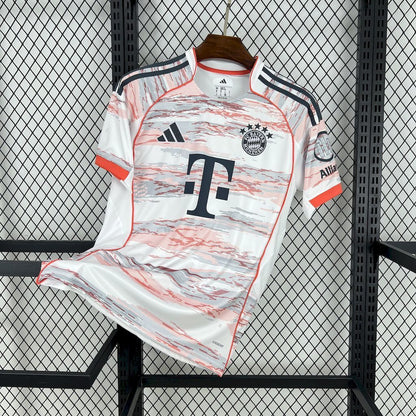 Bayern de Munique II 25/26 Torcedor Masculina