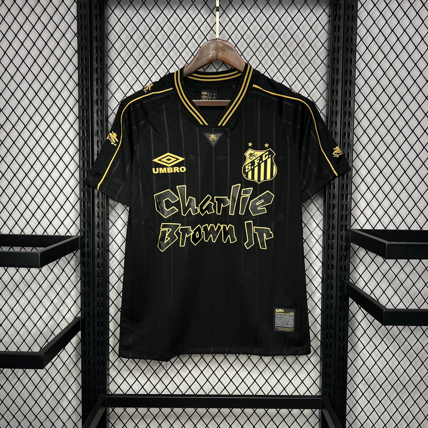 Santos I 24/25 Charlie Brown Jr