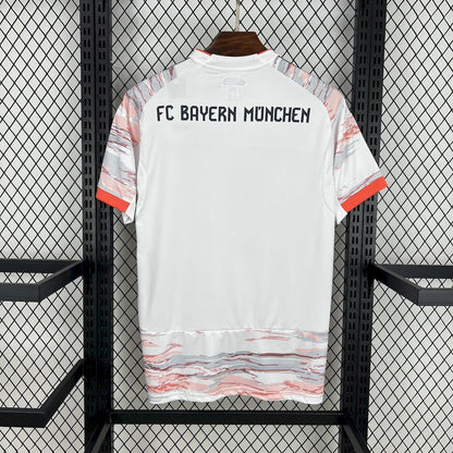Bayern de Munique II 25/26 Torcedor Masculina